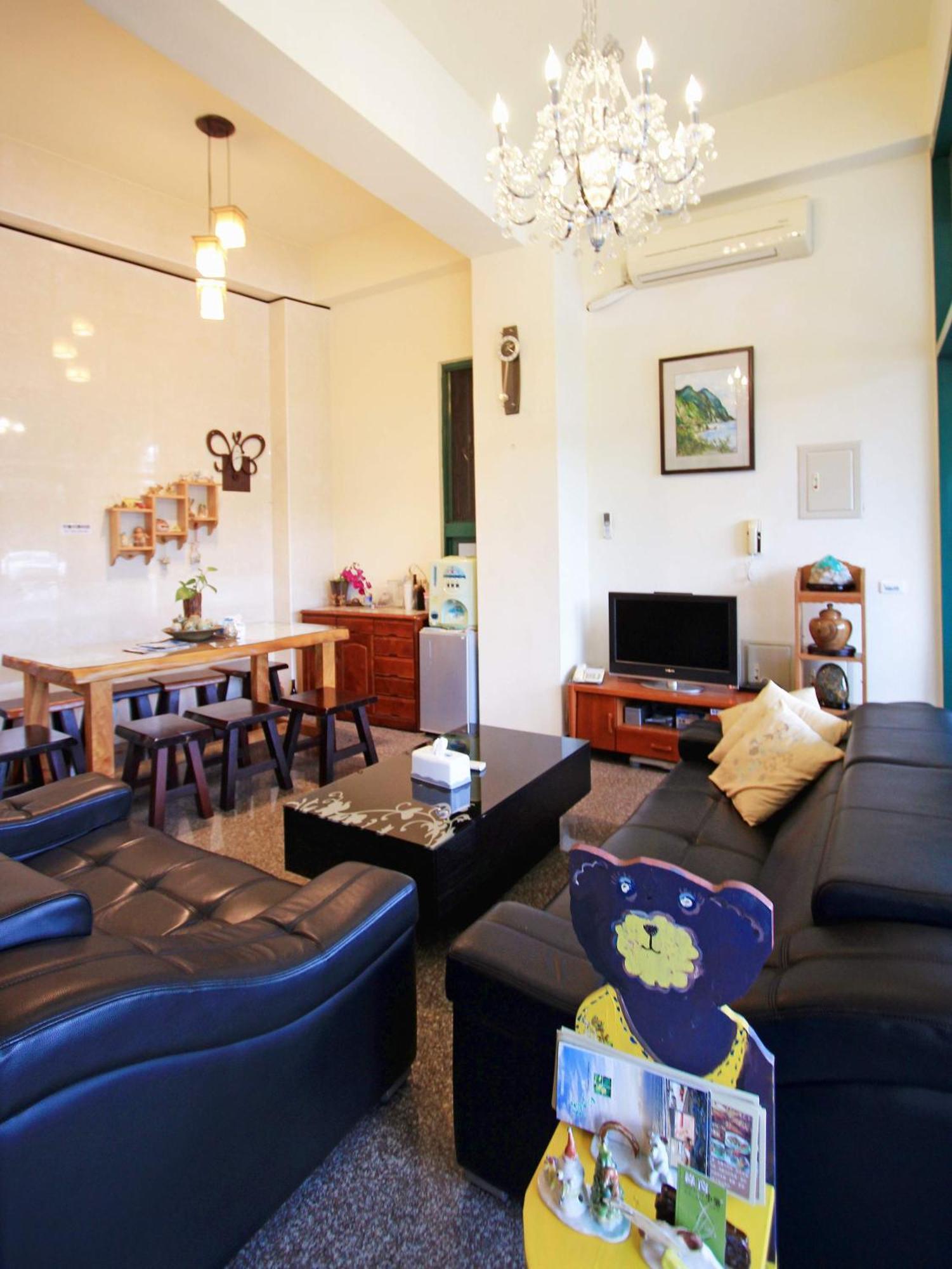 مدينة هوالين Green Window Homestay綠窗小築天安居民宿 المظهر الخارجي الصورة