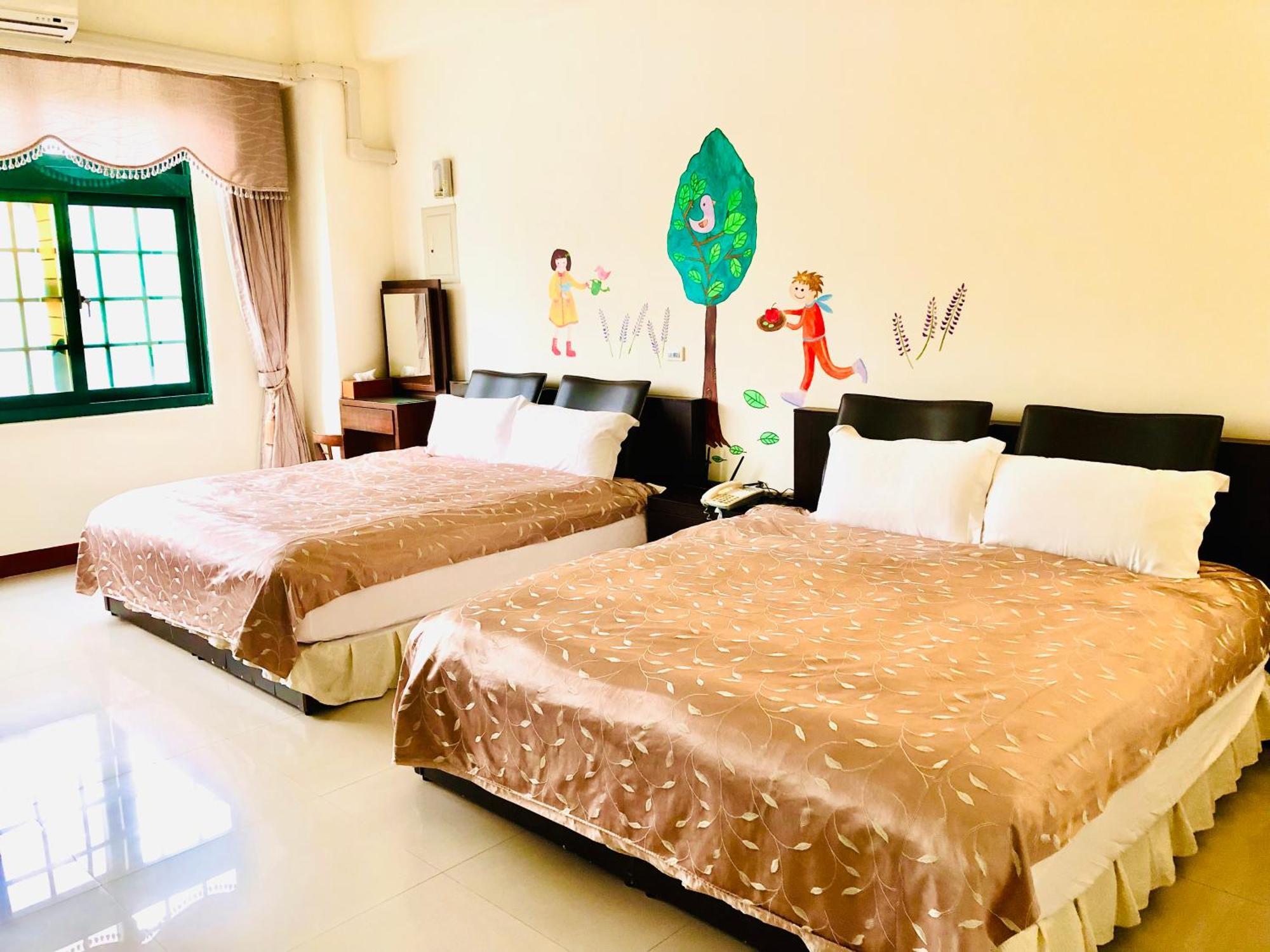 مدينة هوالين Green Window Homestay綠窗小築天安居民宿 المظهر الخارجي الصورة